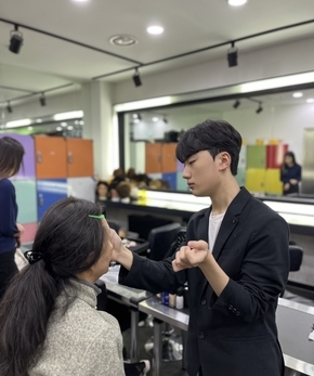 2023.03.17 생방송투데이 시니어모델 인터뷰촬영현장학습